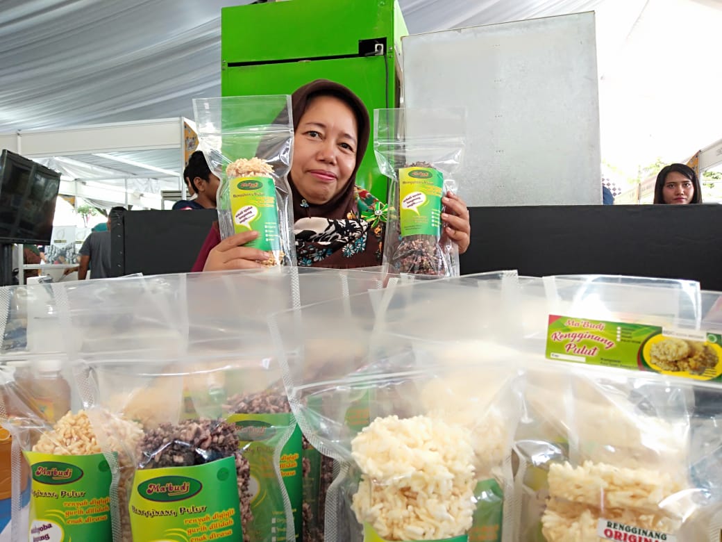 Rengginang Resep dari Sunda, Laris Manis di Medan